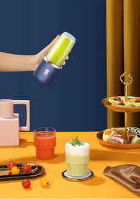 **PowerBlend™ Portable Juicer**